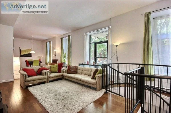  Townhouse style condo with private yard Cite-Limoilou 