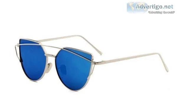 Cat eye glasses