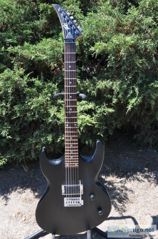 Peavey Rockmaster Electric Guitar