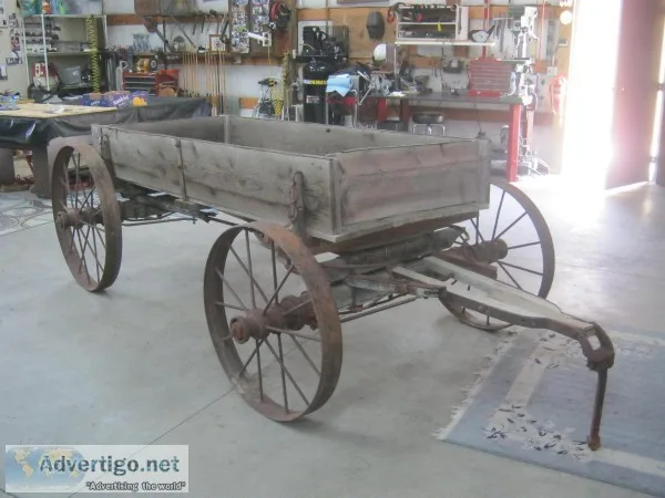 Old antique wagon
