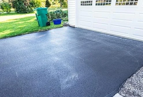 Asphalt Sealcoating