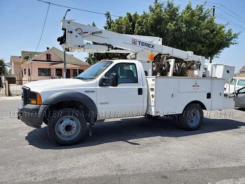 2006 FORD F450 TEREX BUCKET TRUCK