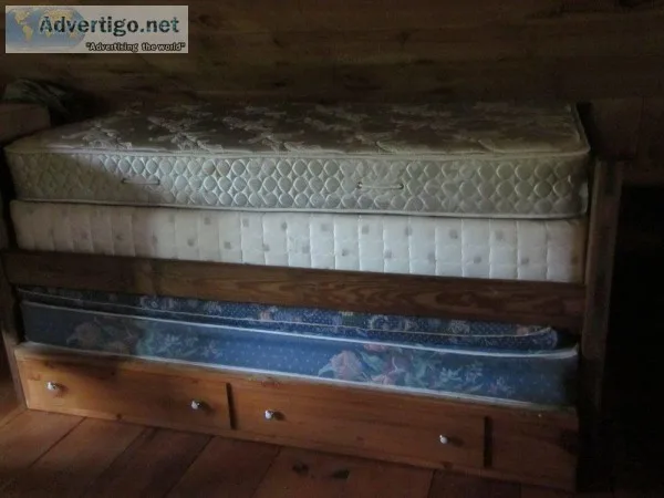 Twin Trundle Bed