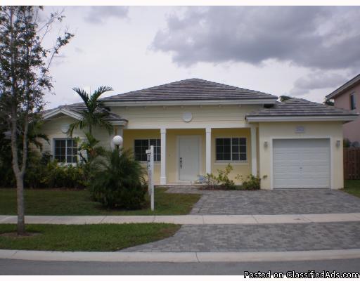 2853 NE 3 DRIVE HOMESTEAD FL. 33033