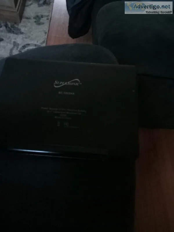 Supersonic (sc-1022kb) tablet w keyboard. In good condition.