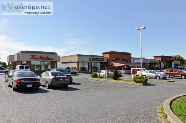 St-Jean-sur-Richelie u - Local &agrave louer de 2020 pi2 sur Bou