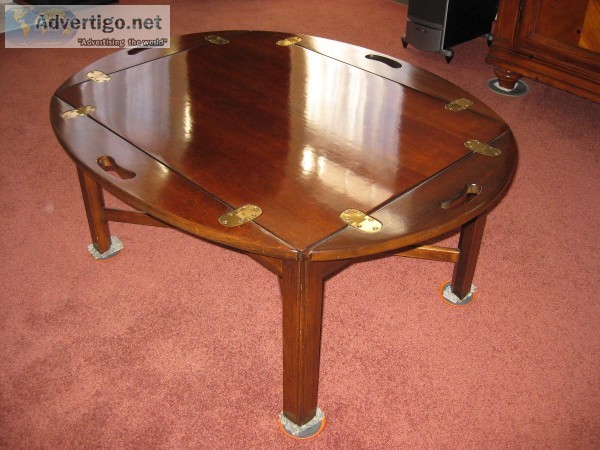 Coffee Table w glass top