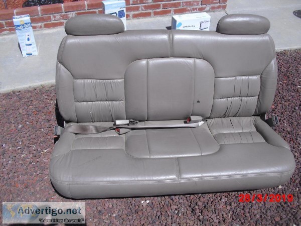 1997 Chevy Suburban LT 3rd bench seat