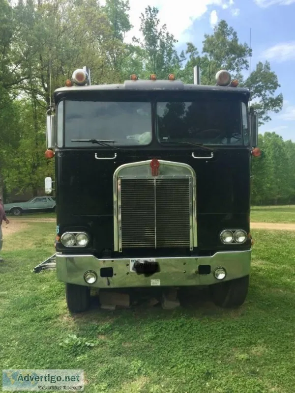 1984 Kenworth K100B ELD EXEMPT Semi Tractor