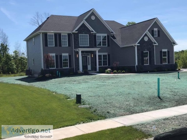 Lawn Care Services in East Aurora