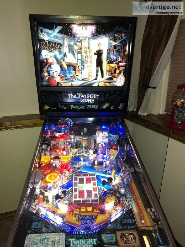 cute TWILIGHT ZONE classic pinball game