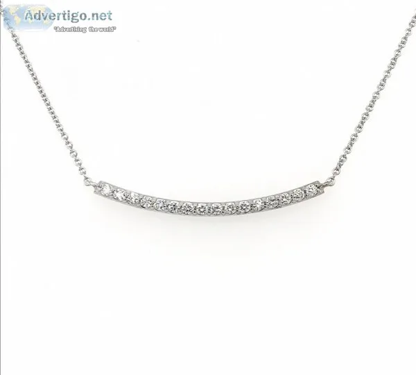 Diamond Curved Bar Necklace in 14kt. White Gold (0.50ct. tw.)