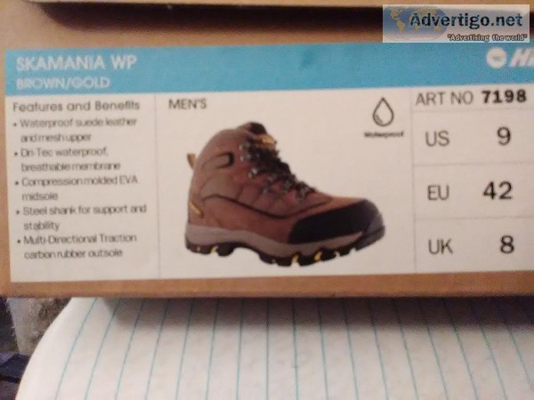 Hi-Tec Boots Size 9