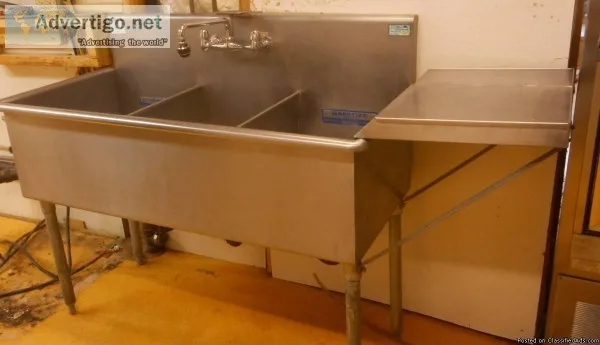 3 Compartment Commercial Sink