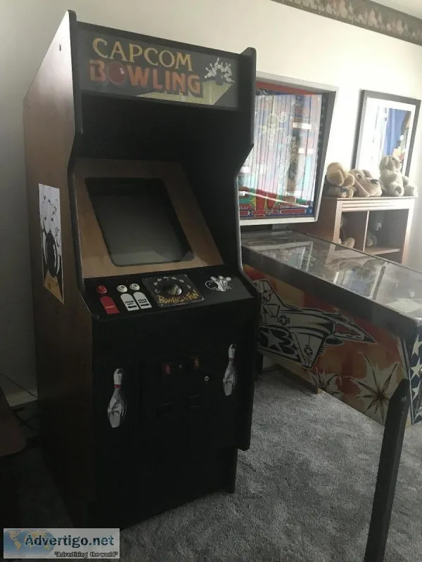 1988 video bowling machine