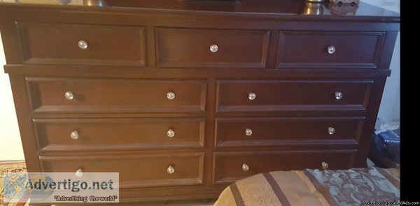Queen Bedroom Set