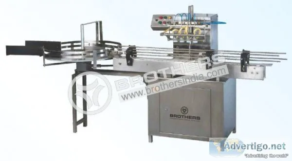Linear tunnel bottle washing machine
