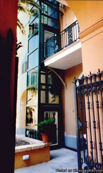 Hydraulic Home Elevators