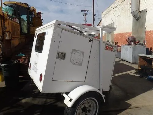 95 KUSTOM RADAR TRAILER