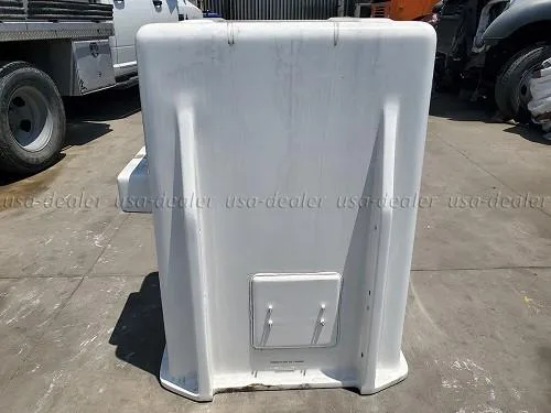 SINGLE MAN BUCKET