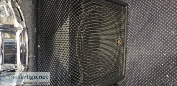 Main speakers