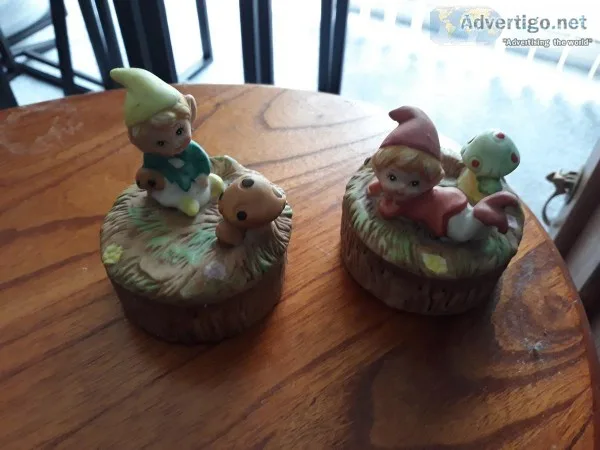 Set of 2 Elf Trinket Boxes