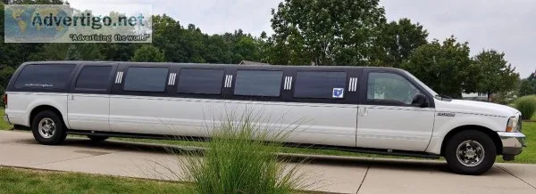 2002 Excursion 200&quot Limousine