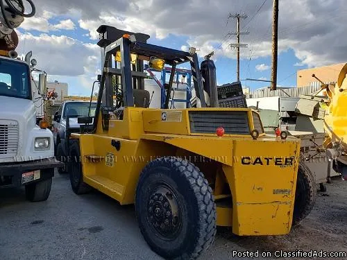 1984 CATERPILLAR V225B FORKLIFT