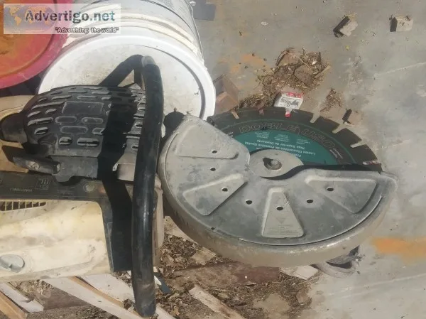 Motor saw and new blade
