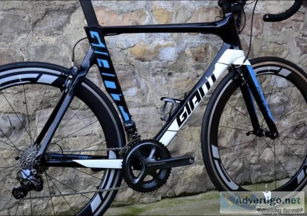 2017 Giant Propel Advanced 0 carbon aero road bike