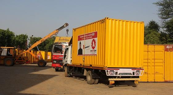 Moving truck for rent