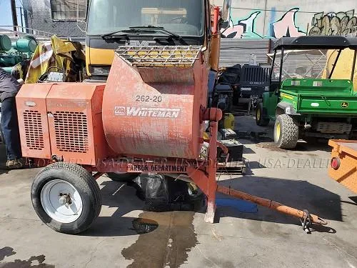 WHITEMAN WM-900 TOWABLE CONCRETE MIXER