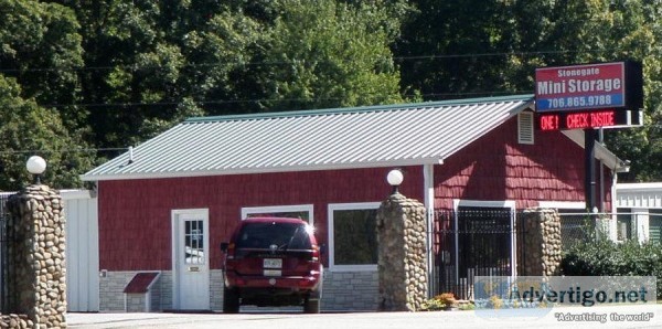 Storage Units in Cleveland Georgia
