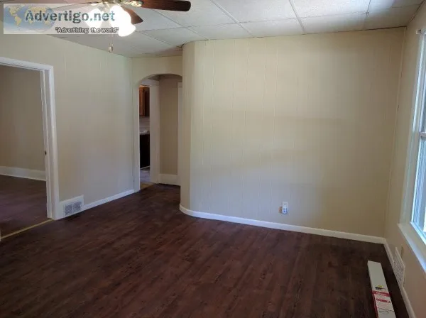 3-bed 1-bath Near Wesleyan University UNL East Campus