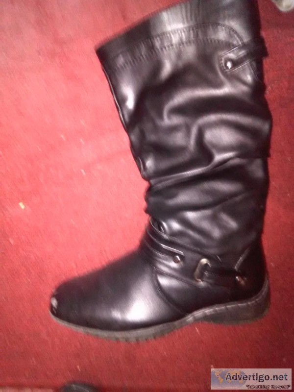 Leather boots