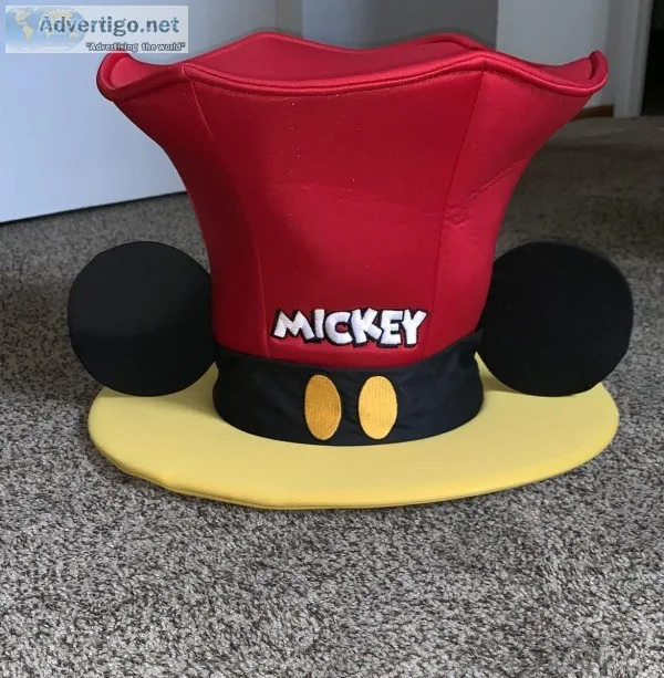 Mickey hat Disneyland