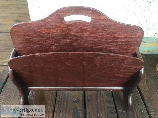 Magazine holder