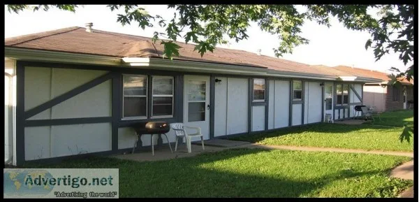 Quiet Duplex with washer and dryer (Warrensburg)