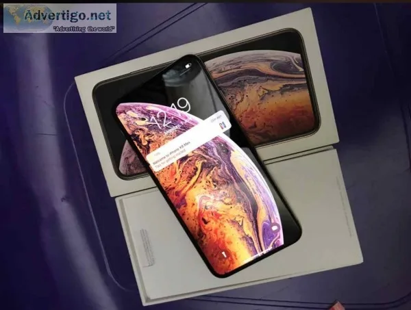 6 weeks old Gold colour iphone xs max 64GB