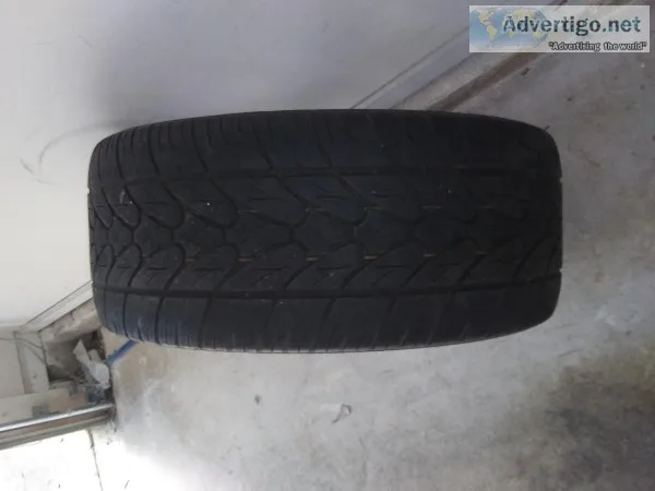 24&quot 5lug univ two set. One 20&quot 6lug truck rim and full c