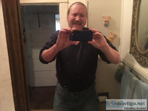 Bob wants mature lady who love Texas ranches