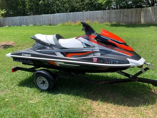 2017 YAMAHA WAVE RUNNER VXR