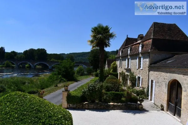 Book Holiday Home Apartments And Cottages In Dordogne and UK
