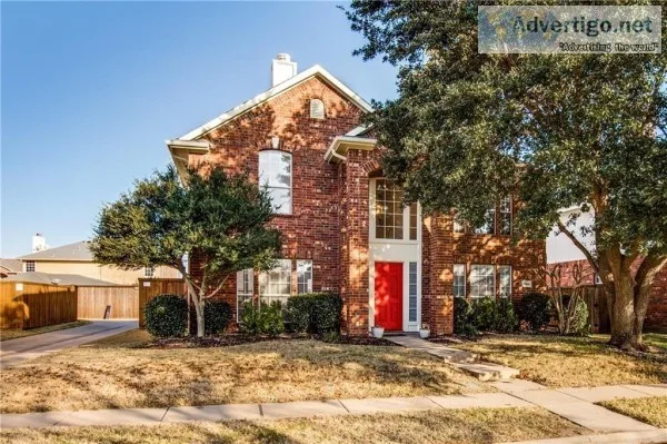 Immaculate Warm and inviting Open floor plan home for sale
