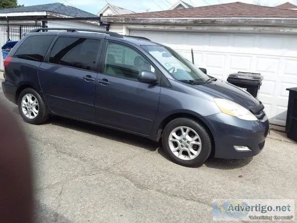 2005 Toyota Sienna