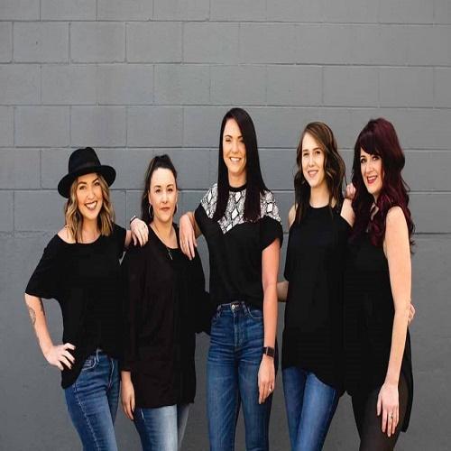 Social and Mane Salon Branson