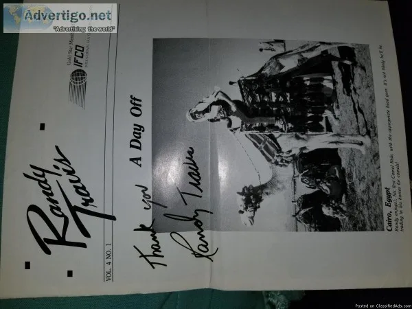 RANDY TRAVIS  AUTOGRAPHED  FAN  CLUB  BOOKLET 1990