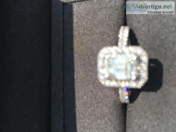 Vera Wang Diamond Engagement Ring