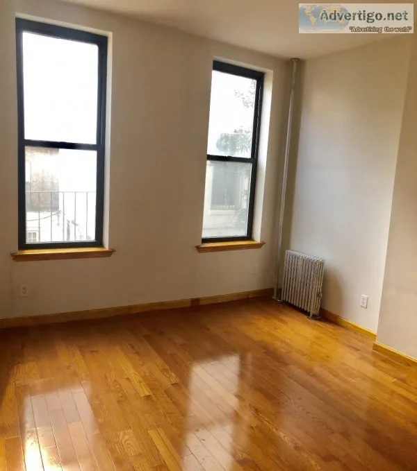 E 9th st - 1 bed 1 bath Apartment