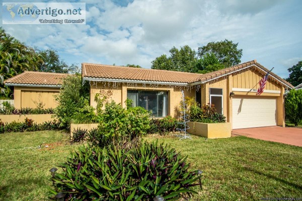 9811 NW 26 CT CORAL SPRING 33065
